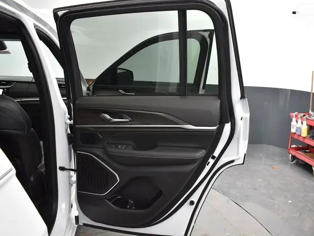 2026 Jeep Grand Cherokee Limited Reserve