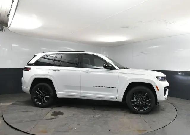 2026 Jeep Grand Cherokee Limited Reserve