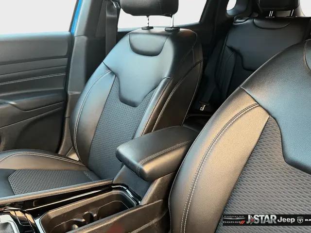 2023 Jeep Compass Altitude 4x4