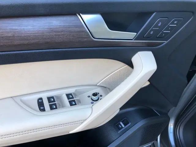 2025 Audi Q5 Prestige 45 TFSI S line quattro S tronic