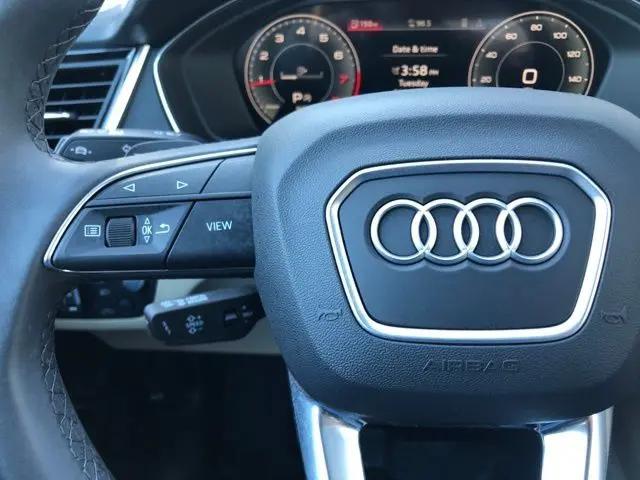 2025 Audi Q5 Prestige 45 TFSI S line quattro S tronic