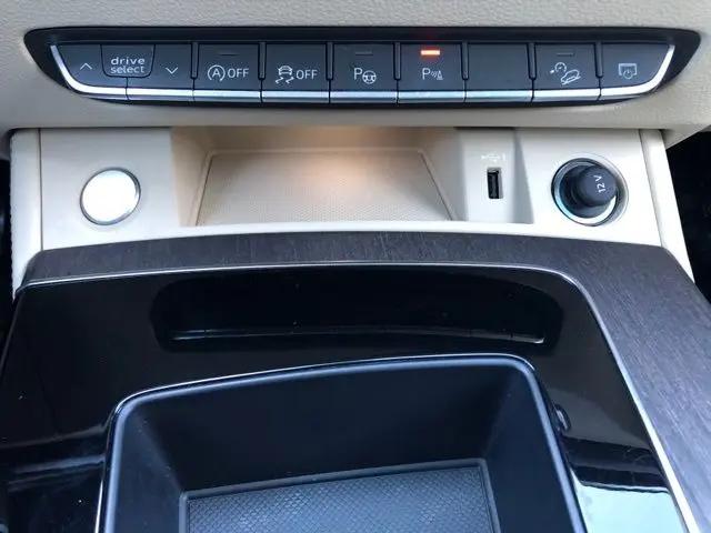 2025 Audi Q5 Prestige 45 TFSI S line quattro S tronic
