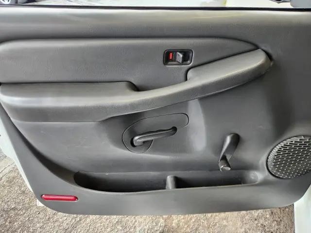 2005 Chevrolet Silverado 2500HD Work Truck