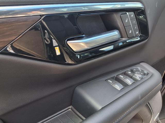 2025 Chevrolet Tahoe 2WD Premier