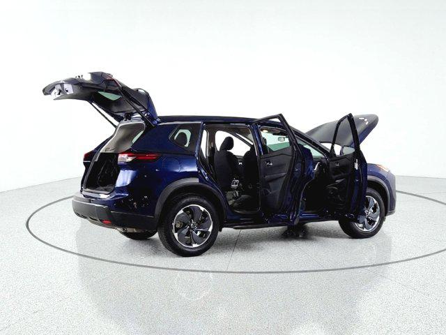 2025 Nissan Rogue SV FWD