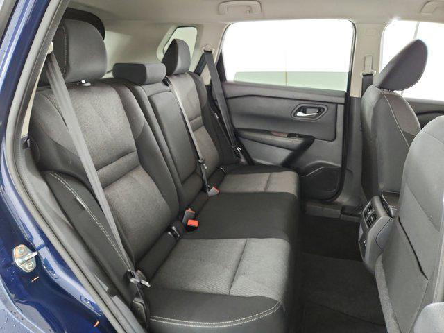 2025 Nissan Rogue SV FWD