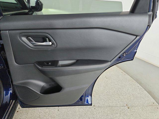2025 Nissan Rogue SV FWD