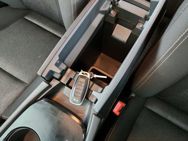 2025 Nissan Rogue SV FWD