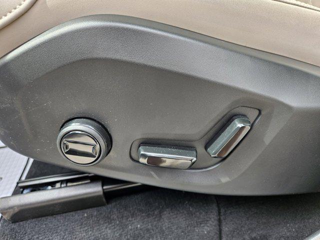 2026 Volvo XC90 Plus, B6 AWD Gas (mild hybrid), Gasoline, Bright, 7 Seats