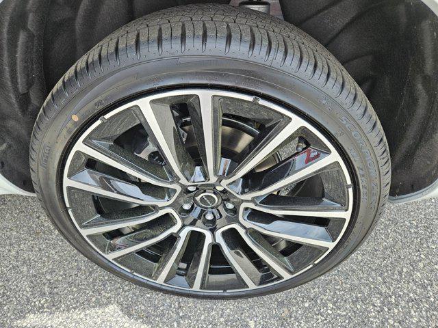 2026 Volvo XC90 Plus, B6 AWD Gas (mild hybrid), Gasoline, Bright, 7 Seats