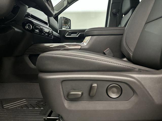 2026 Chevrolet Silverado 2500HD Crew Cab, Standard Bed, LTZ, 4WD