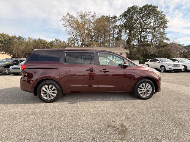 2020 Kia Sedona LX