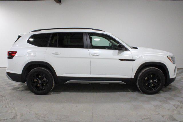 2026 Volkswagen Atlas Peak Edition