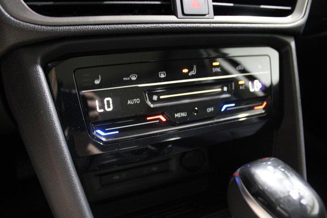 2026 Volkswagen Taos SE Black
