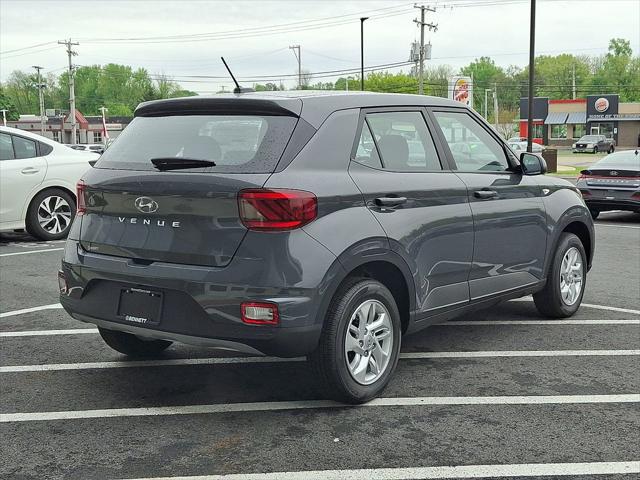 2026 Hyundai Venue SE
