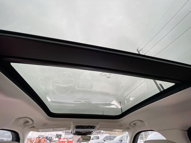 2022 Land Rover Range Rover Velar P250 R-Dynamic S