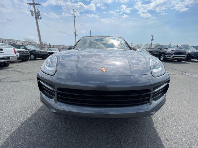 2020 Porsche Cayenne Base
