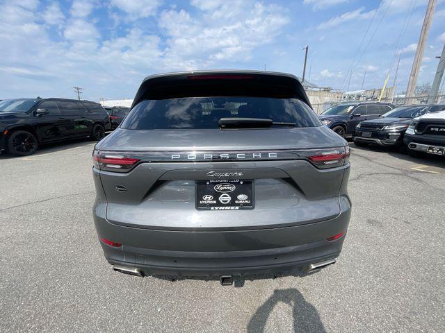 2020 Porsche Cayenne Base