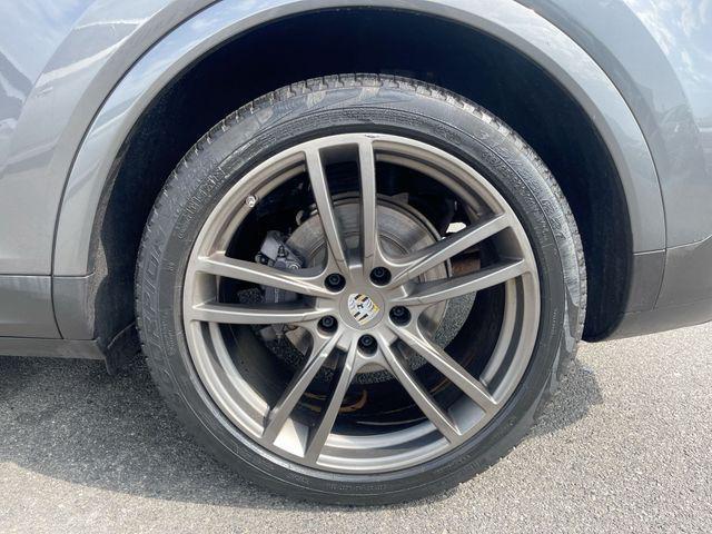 2020 Porsche Cayenne Base