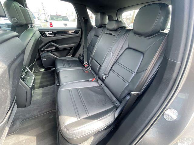 2020 Porsche Cayenne Base