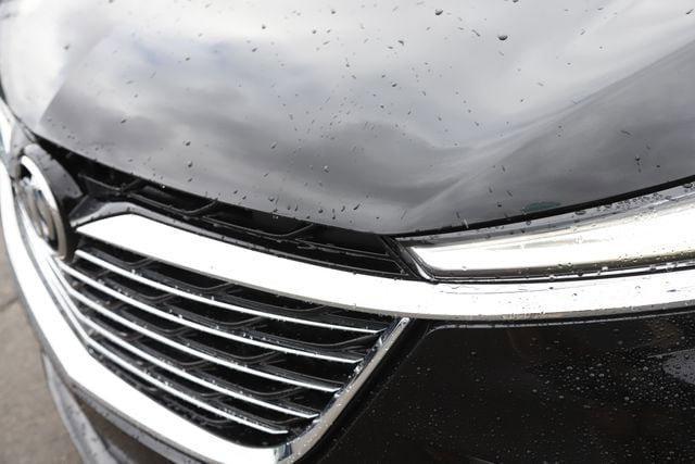 2022 Buick Enclave FWD Essence