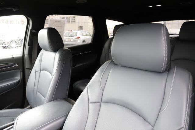 2022 Buick Enclave FWD Essence