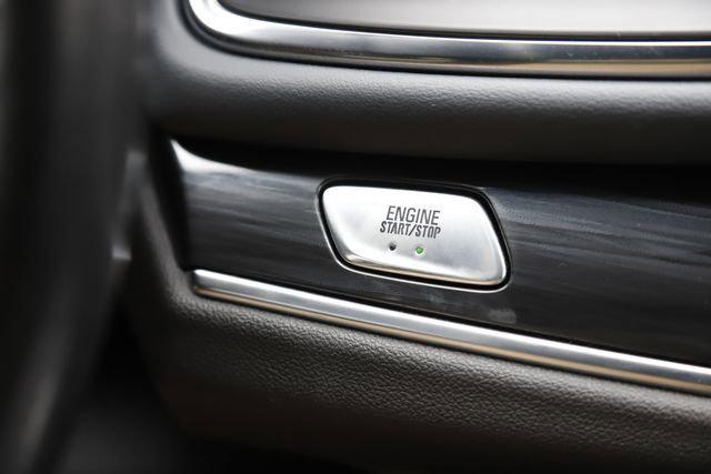 2022 Buick Enclave FWD Essence