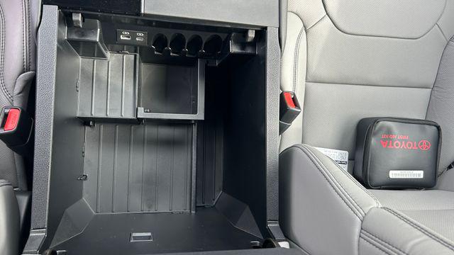 2026 Toyota Tundra Limited CrewMax 6.4' Bed