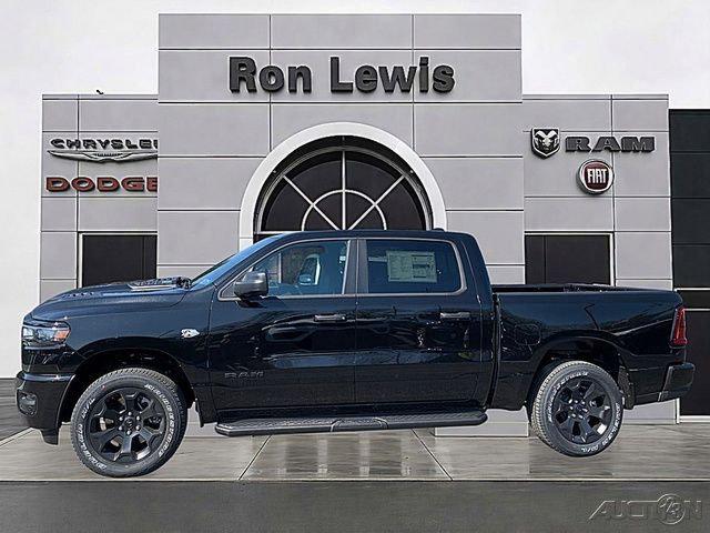 2026 RAM Ram 1500 RAM 1500 EXPRESS CREW CAB 4X4 57 BOX