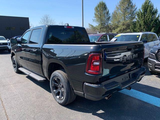 2026 RAM Ram 1500 RAM 1500 EXPRESS CREW CAB 4X4 57 BOX