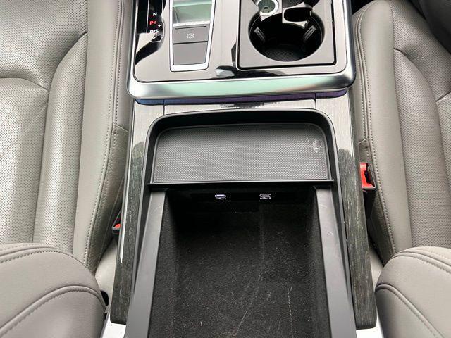2022 Audi Q7 Premium Plus 55 TFSI quattro Tiptronic