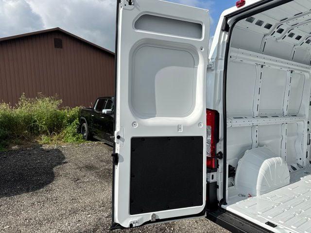 2026 Ram ProMaster Cargo Van Tradesman High Roof 159 WB w/Pass Seat