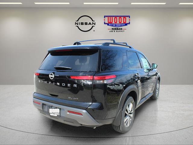 2026 Nissan Pathfinder SL