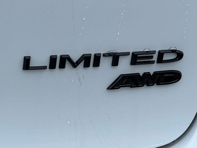 2026 Chrysler Pacifica Limited AWD