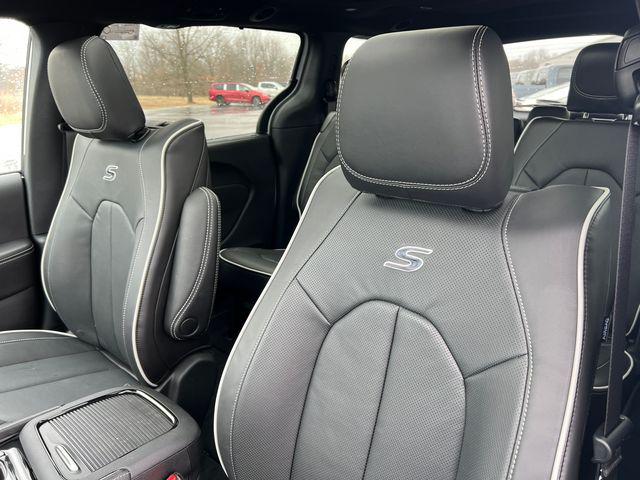 2026 Chrysler Pacifica Limited AWD