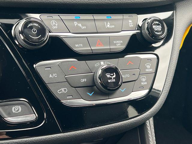 2026 Chrysler Pacifica Limited AWD