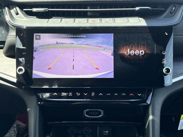 2026 Jeep Grand Cherokee Altitude 4x4