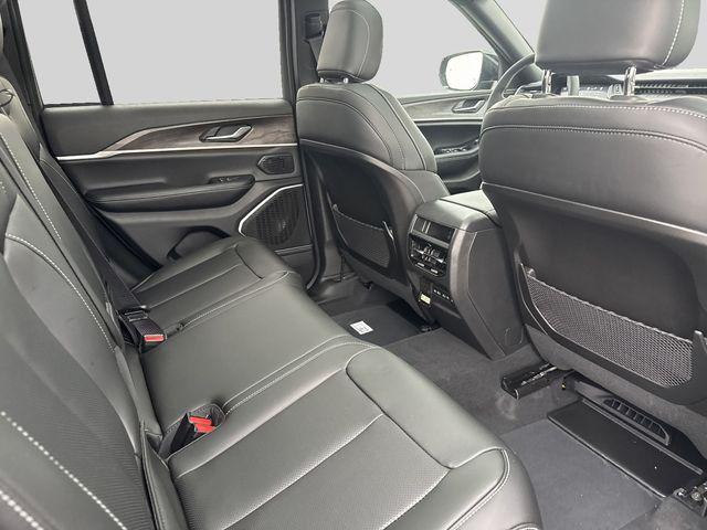 2026 Jeep Grand Cherokee Limited 4x4