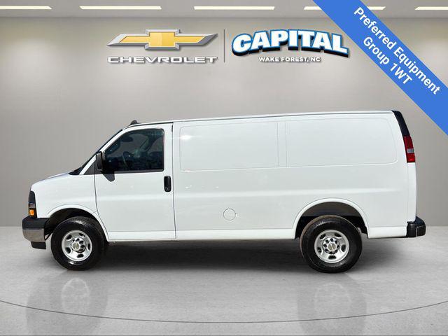 2026 Chevrolet Express Cargo Van 3500 Regular Wheelbase, WT, RWD