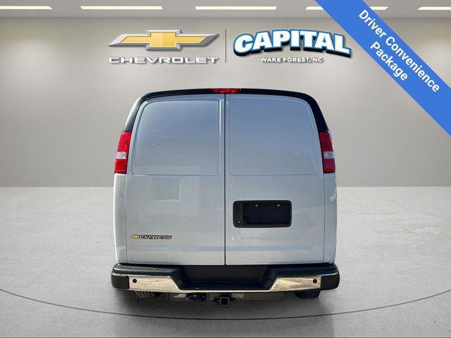 2026 Chevrolet Express Cargo Van 3500 Regular Wheelbase, WT, RWD