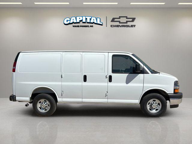 2026 Chevrolet Express Cargo Van 3500 Regular Wheelbase, WT, RWD