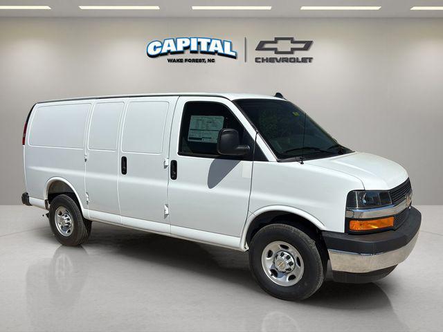2026 Chevrolet Express Cargo Van 3500 Regular Wheelbase, WT, RWD