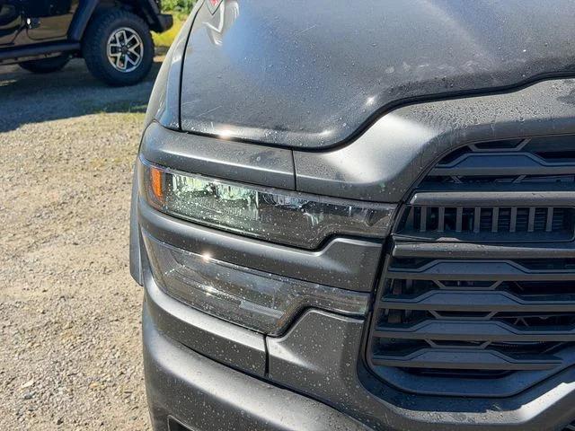 2026 Ram 2500 Tradesman Crew Cab 4x4 64 Box