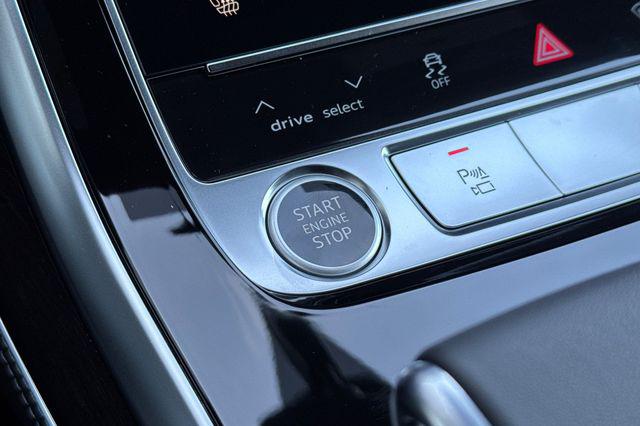 2026 Audi Q8 Premium Plus 55 TFSI quattro Tiptronic