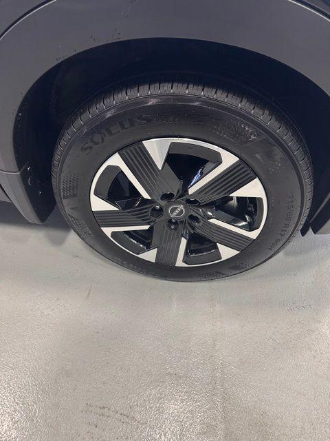 2025 Nissan Kicks SV Intelligent AWD