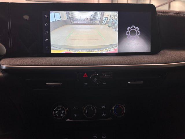 2025 Nissan Kicks SV Intelligent AWD