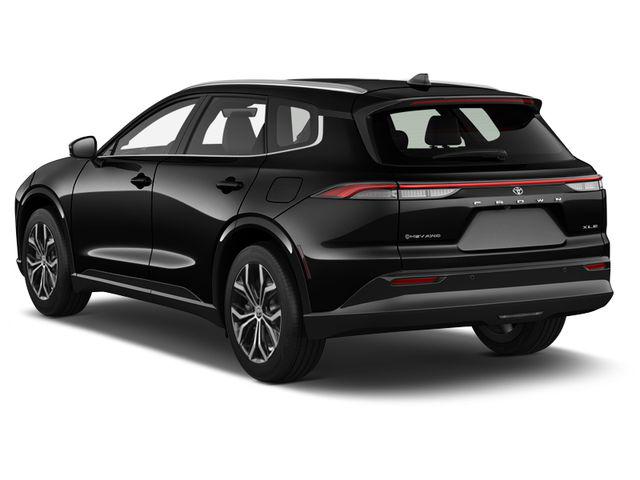 2025 Toyota Crown Signia XLE