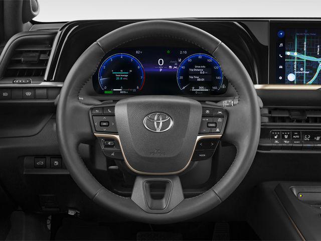 2025 Toyota Crown Signia XLE