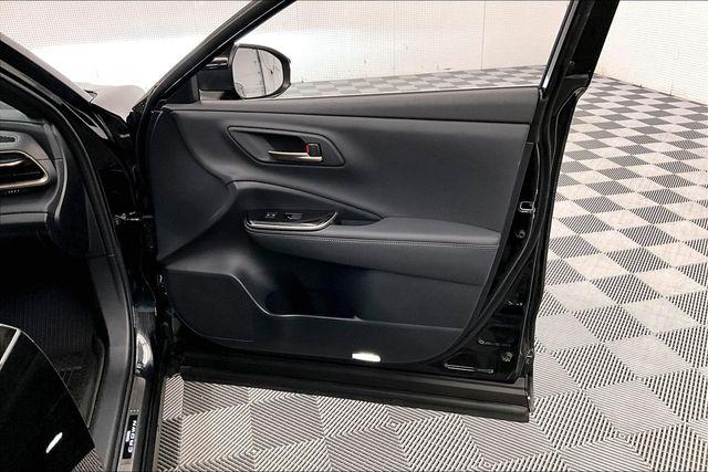 2025 Toyota Crown Signia XLE