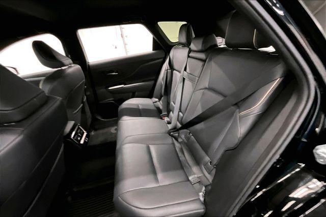 2025 Toyota Crown Signia XLE